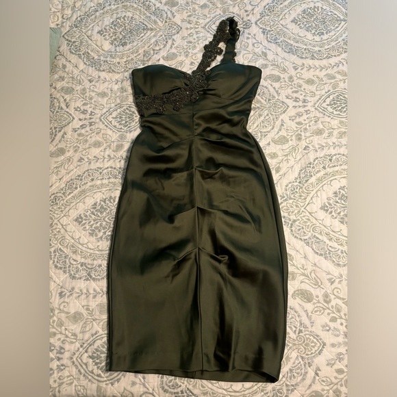 Party Dress  Xscape Size 6 - Picture 1 of 5